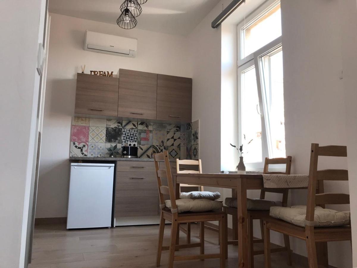 Studio Apartmani Paola Ριέκα Εξωτερικό φωτογραφία